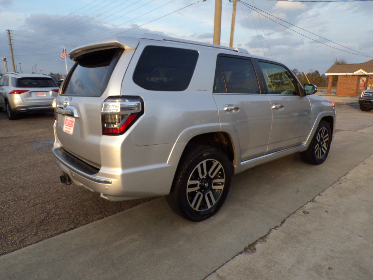 Toyota 4Runner RWD 4dr V6 Limited (Natl) 2015