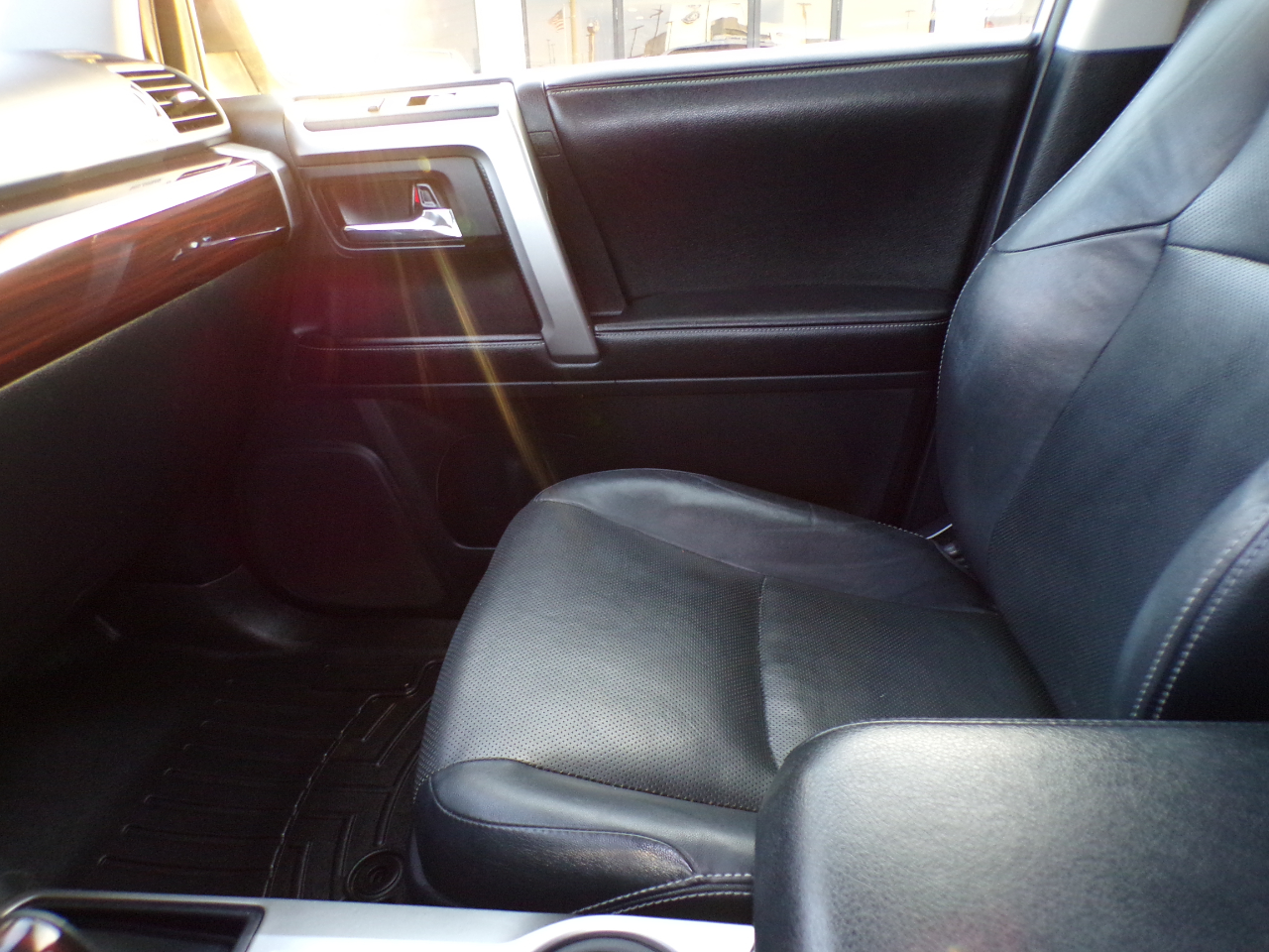 Toyota 4Runner RWD 4dr V6 Limited (Natl) 2015