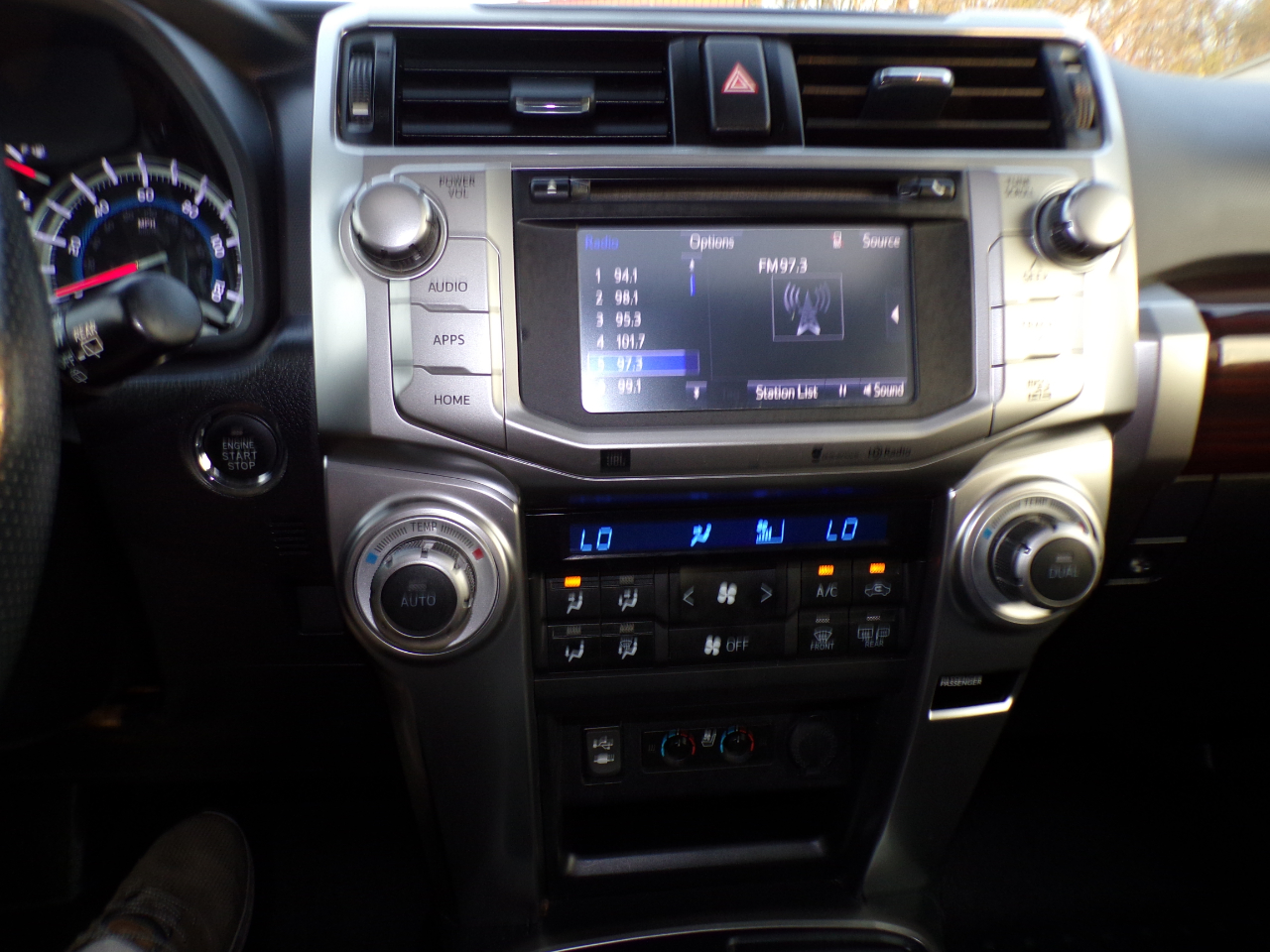 Toyota 4Runner RWD 4dr V6 Limited (Natl) 2015