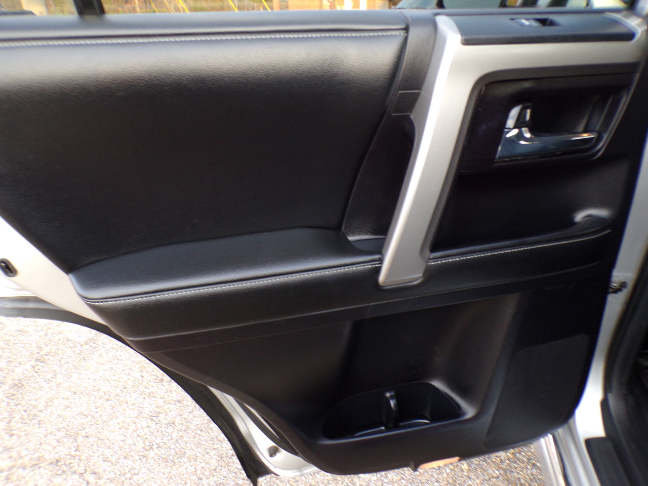 Toyota 4Runner RWD 4dr V6 Limited (Natl) 2015