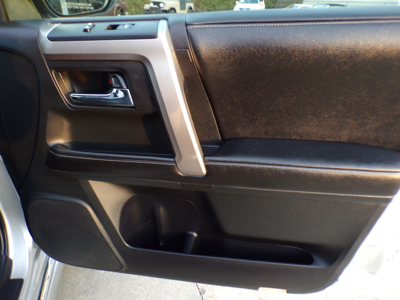 Toyota 4Runner RWD 4dr V6 Limited (Natl) 2015