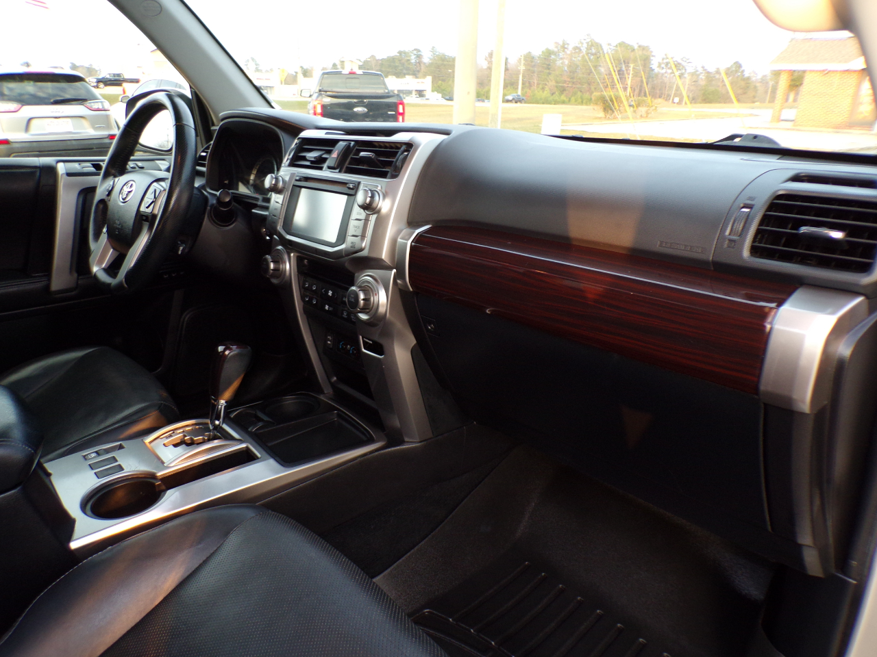 Toyota 4Runner RWD 4dr V6 Limited (Natl) 2015