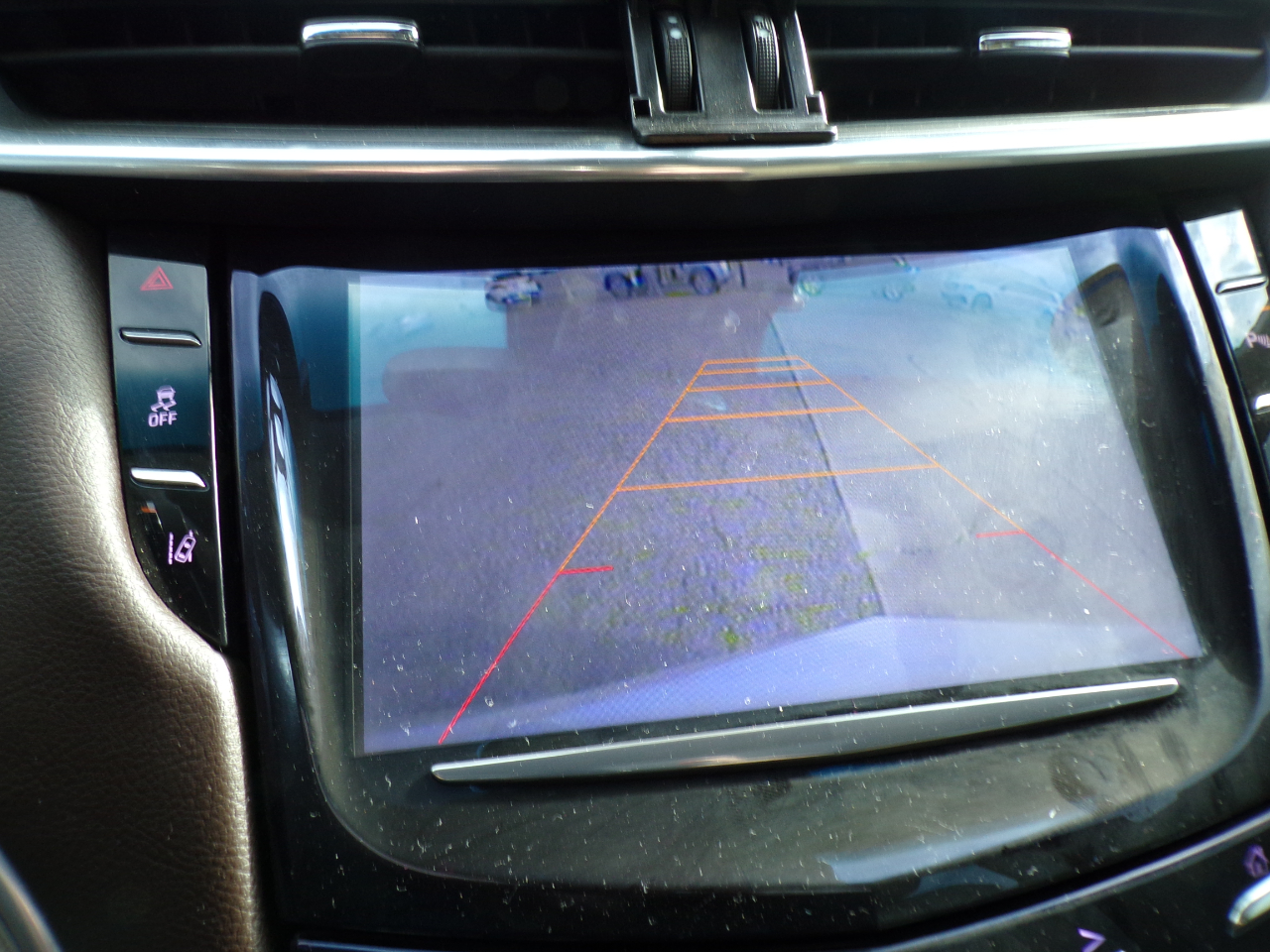 Cadillac XTS 4dr Sdn Premium FWD 2013