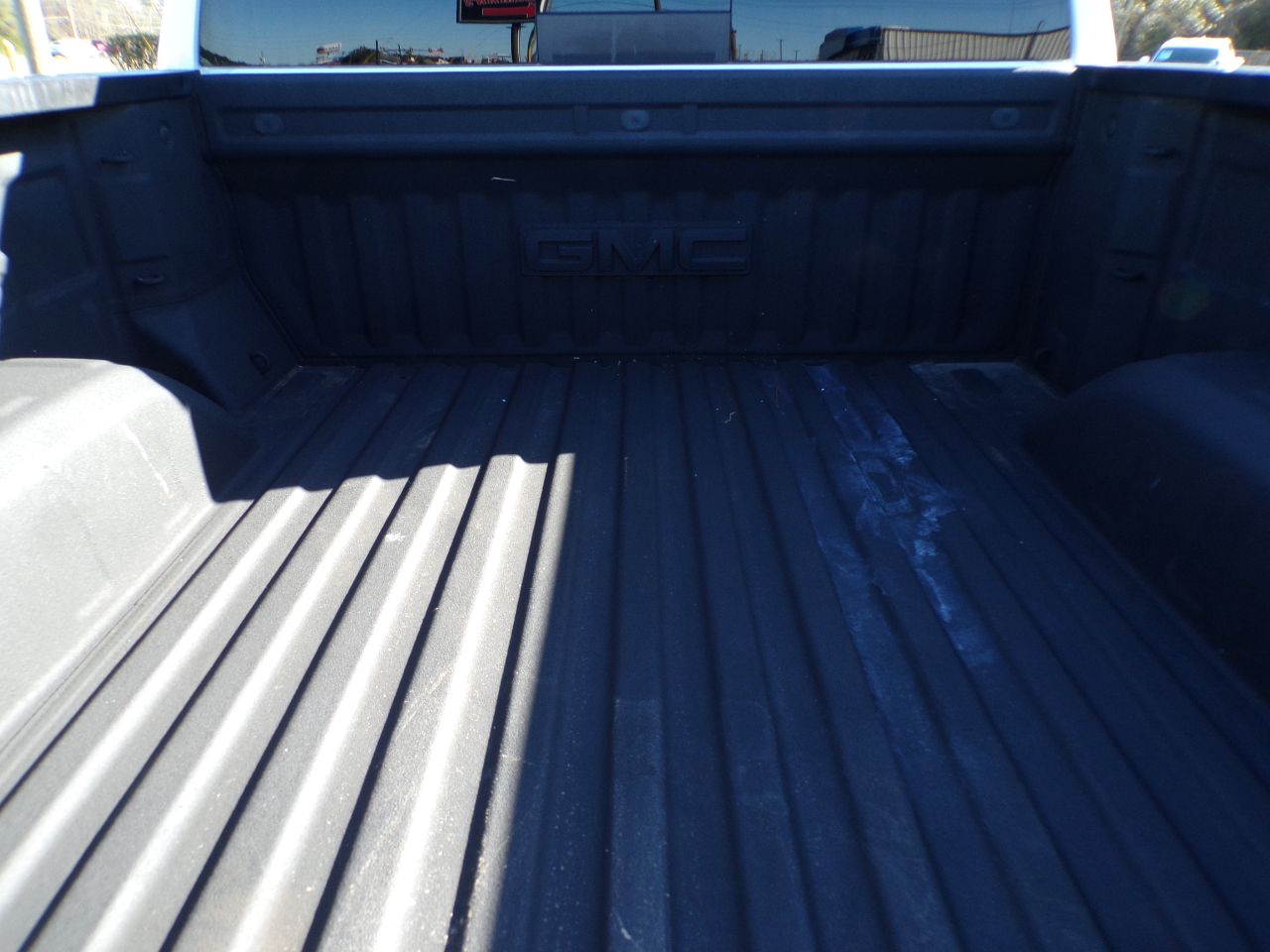 GMC Sierra 1500 4WD Crew Cab 147" SLT 2020