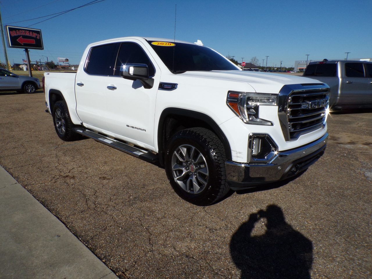 GMC Sierra 1500 4WD Crew Cab 147" SLT 2020