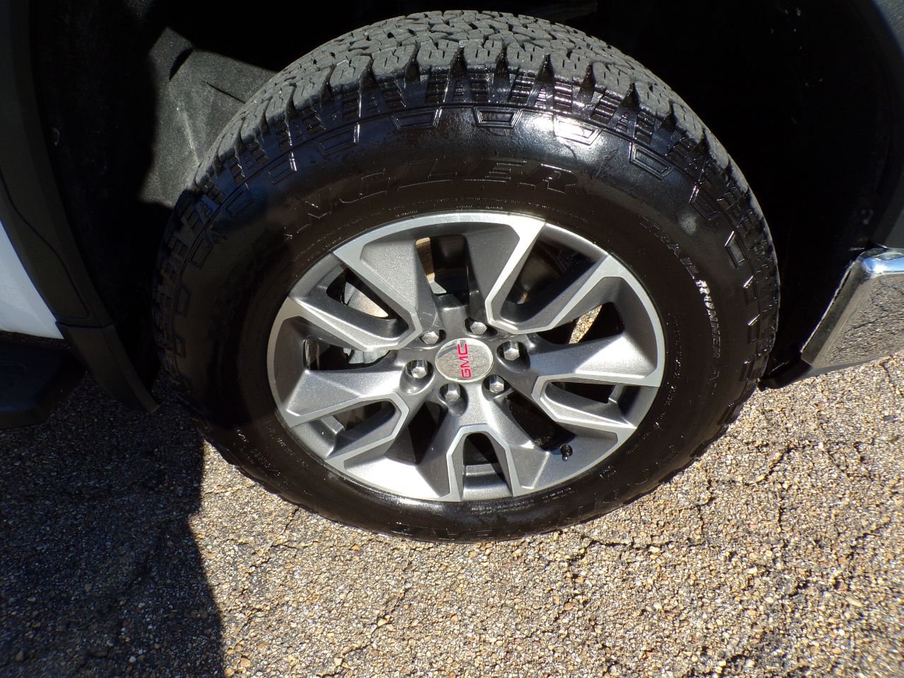 GMC Sierra 1500 4WD Crew Cab 147" SLT 2020