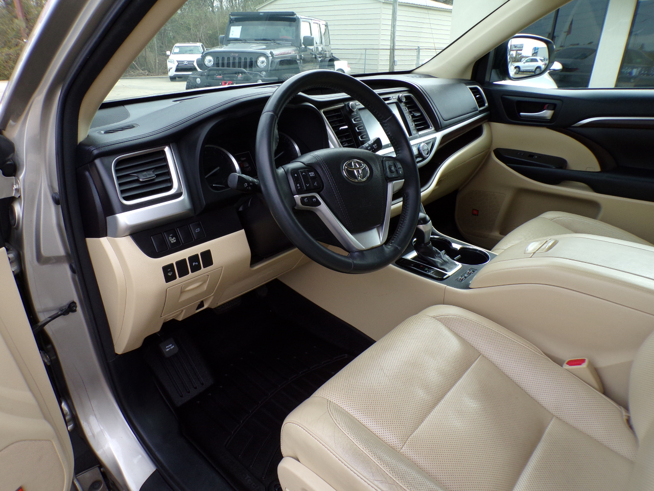 Toyota Highlander FWD 4dr V6 Limited (Natl) 2016