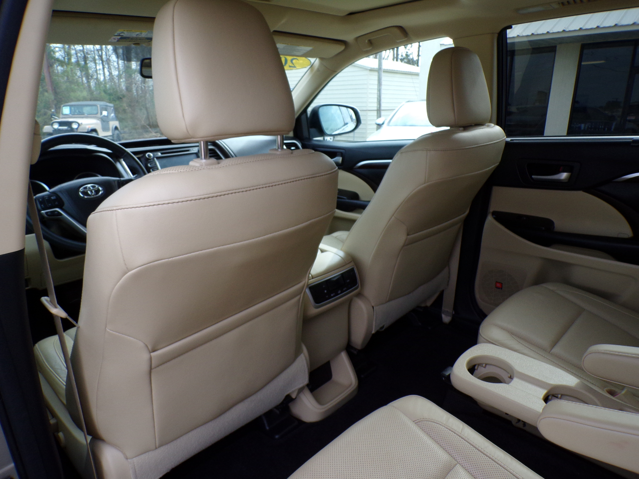 Toyota Highlander FWD 4dr V6 Limited (Natl) 2016