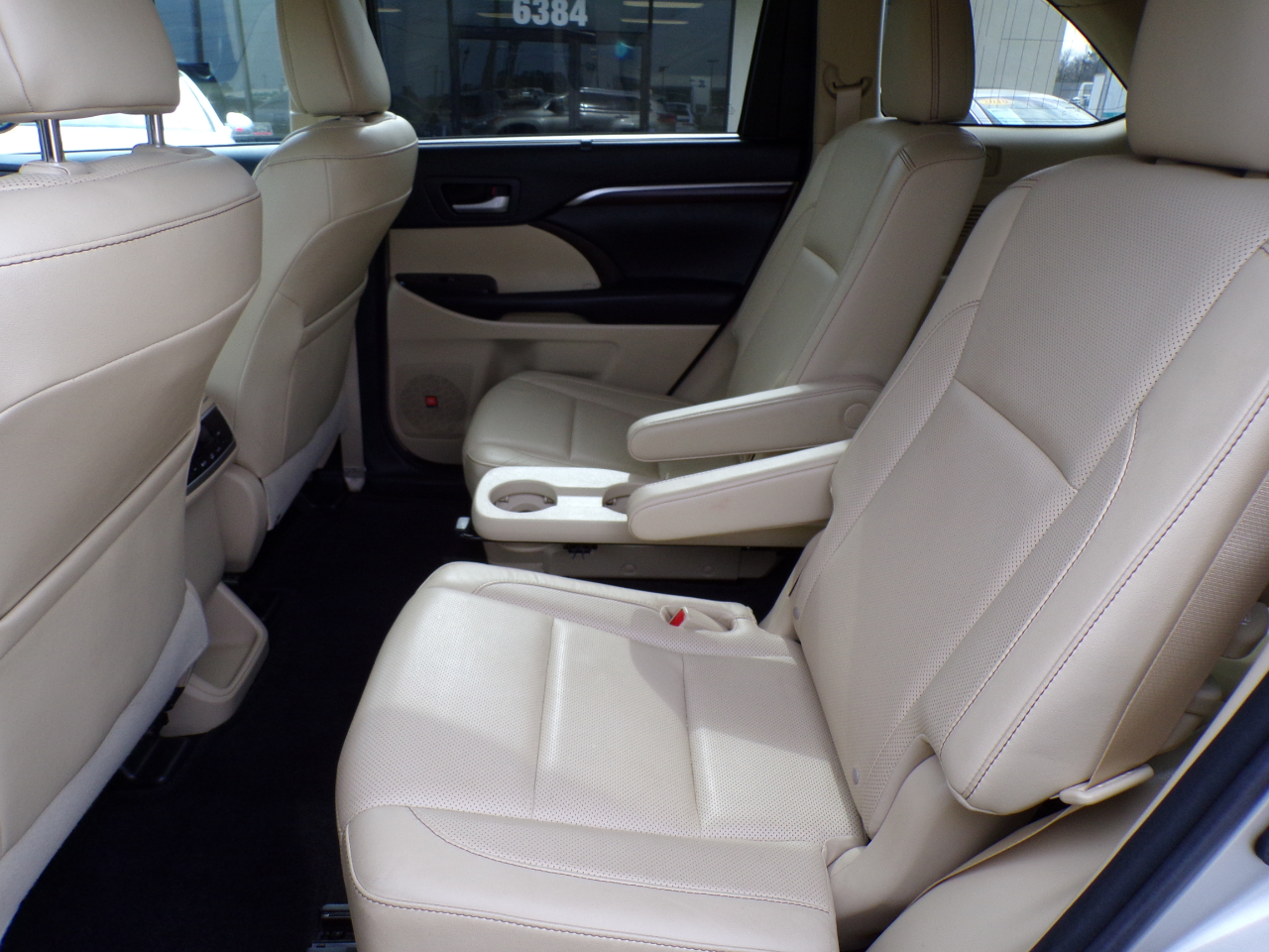 Toyota Highlander FWD 4dr V6 Limited (Natl) 2016