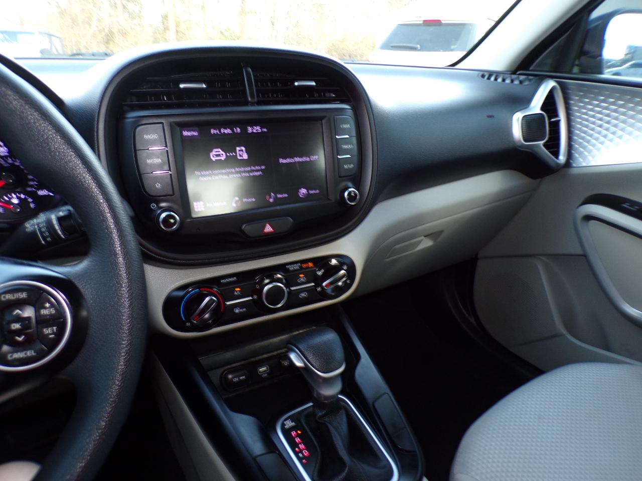 Kia Soul LX IVT 2022