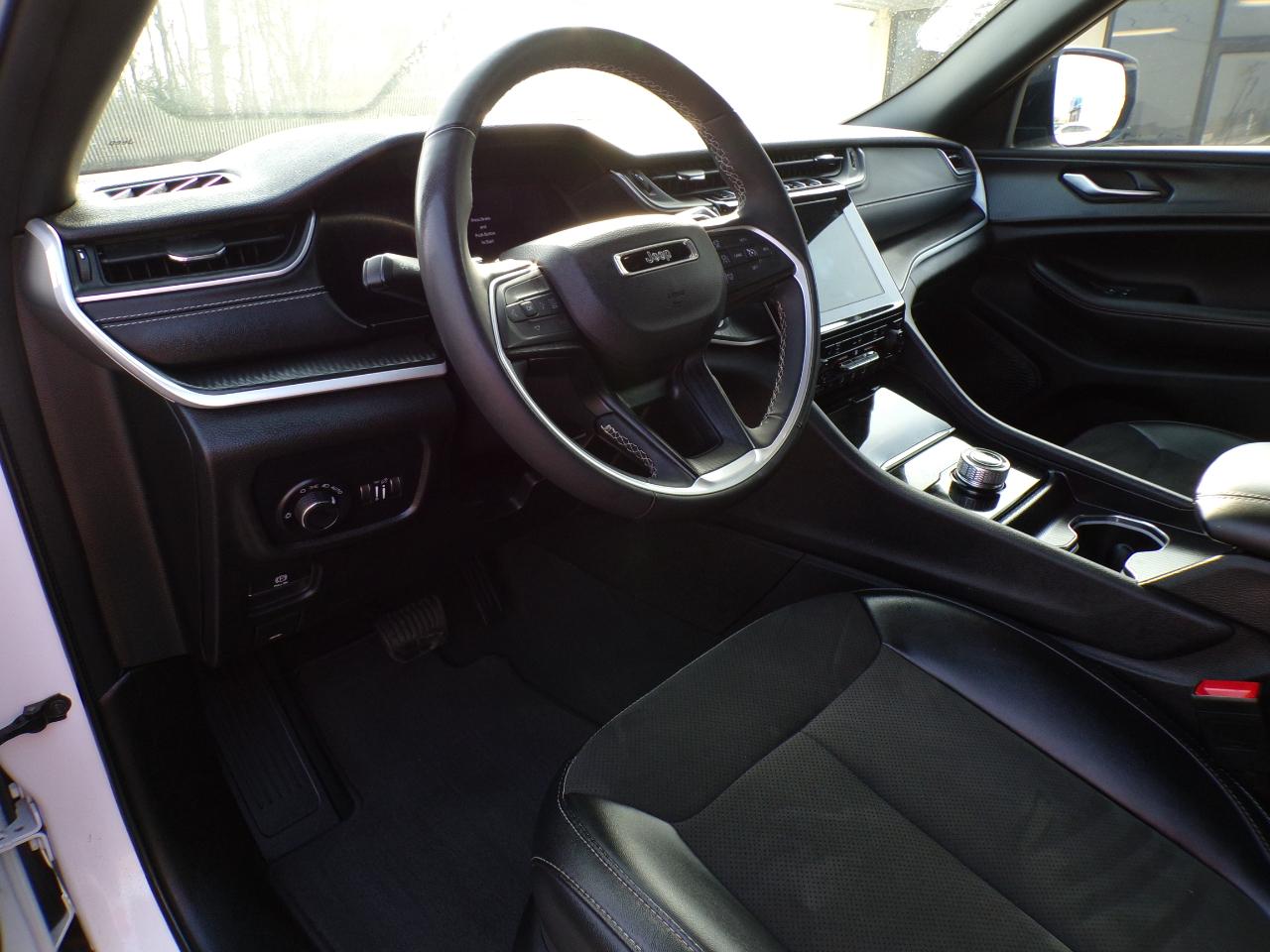 Jeep Grand Cherokee Altitude X 4x2 2024