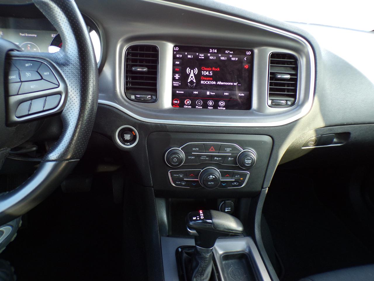 Dodge Charger SXT AWD 2022