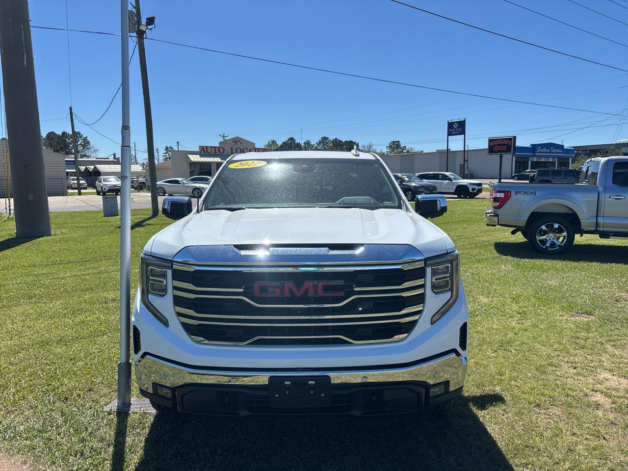 GMC Sierra 1500 4WD Crew Cab 147" SLT 2022