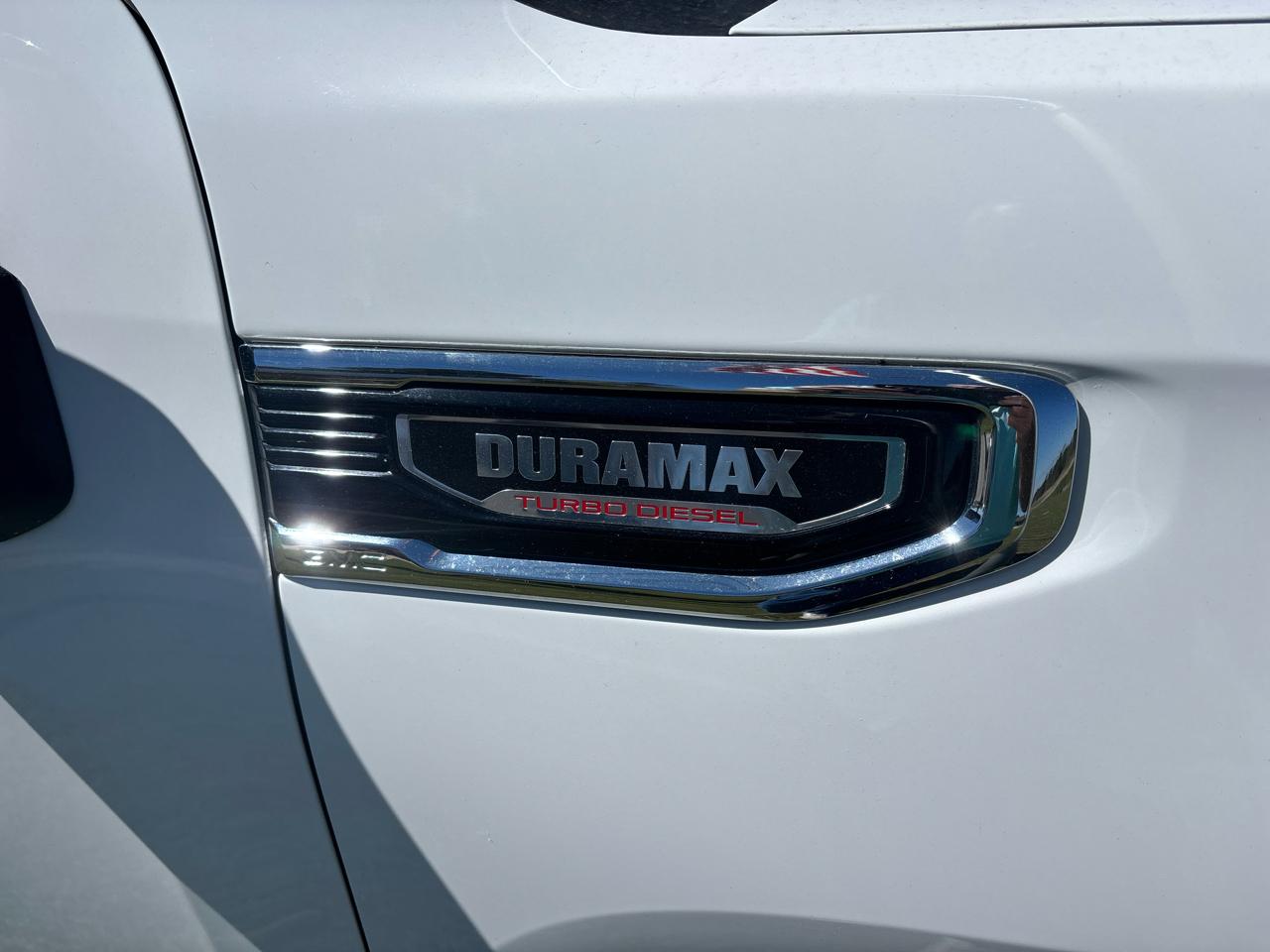 GMC Sierra 1500 4WD Crew Cab 147" SLT 2022