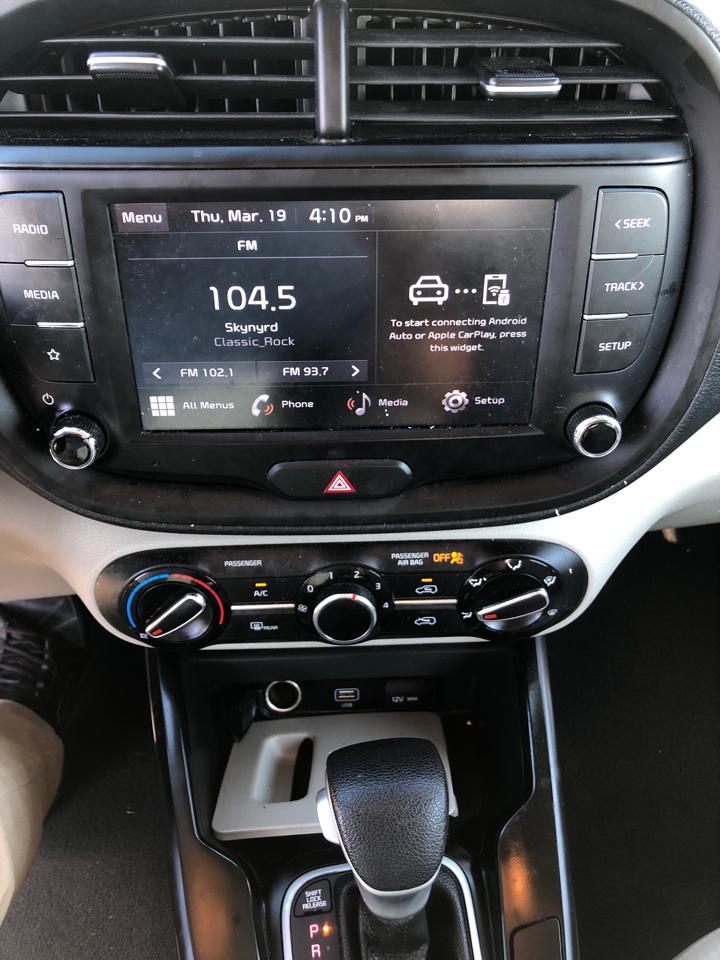 Kia Soul LX IVT 2022