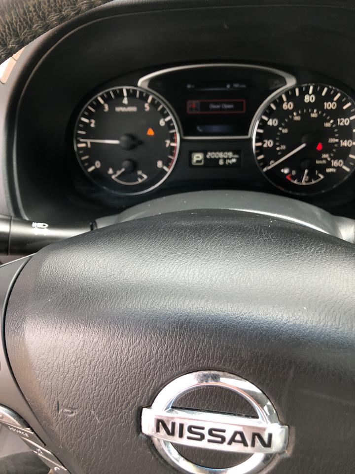 Nissan Pathfinder 2WD 4dr Platinum 2015