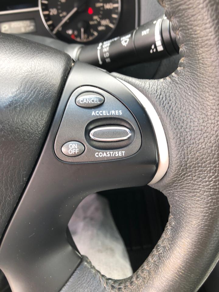 Nissan Pathfinder 2WD 4dr Platinum 2015