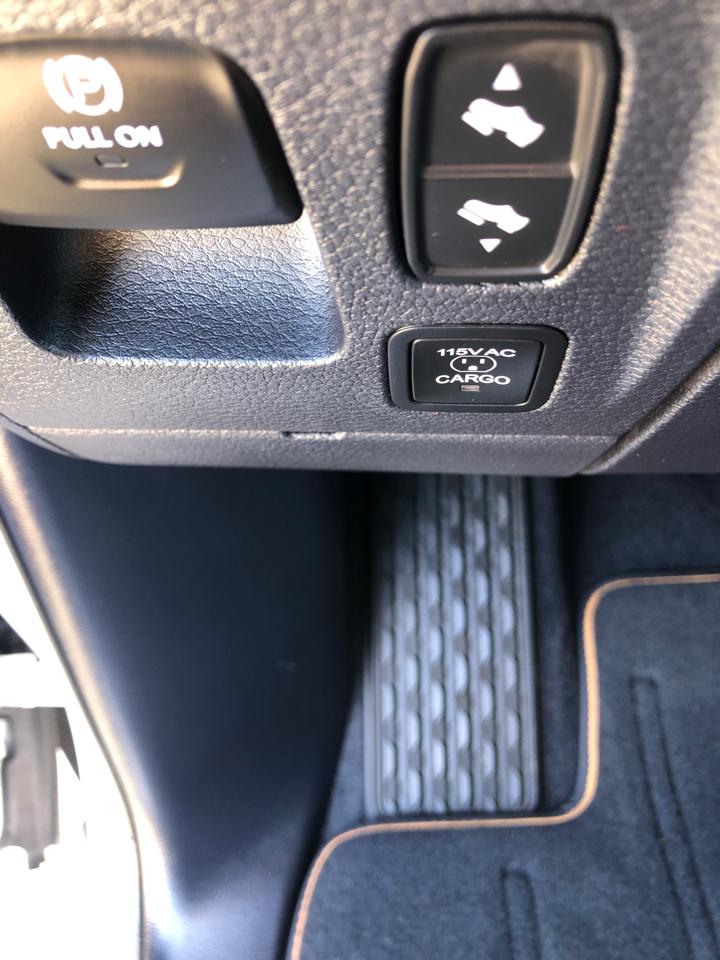 RAM 1500 Tungsten 4x4 Crew Cab 5'7" Box 2025