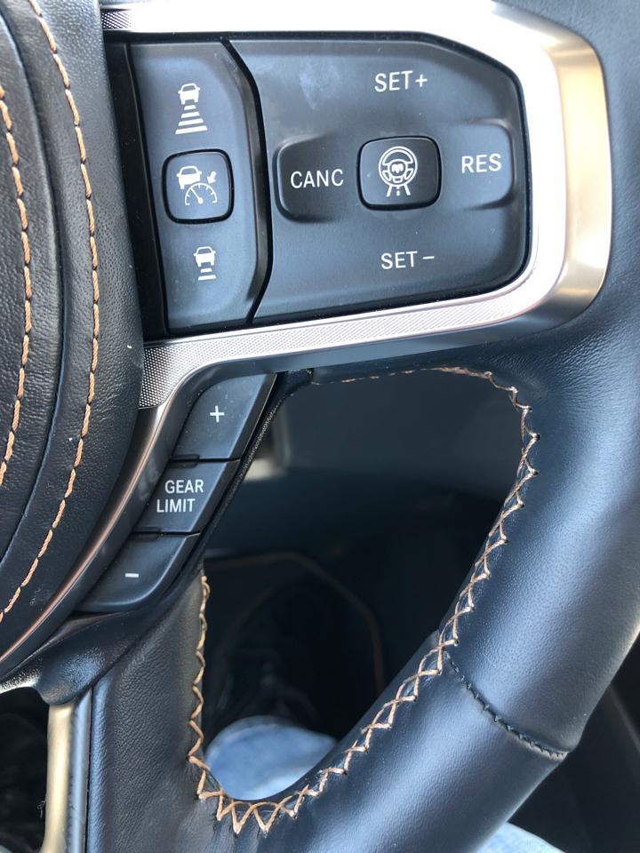 RAM 1500 Tungsten 4x4 Crew Cab 5'7" Box 2025