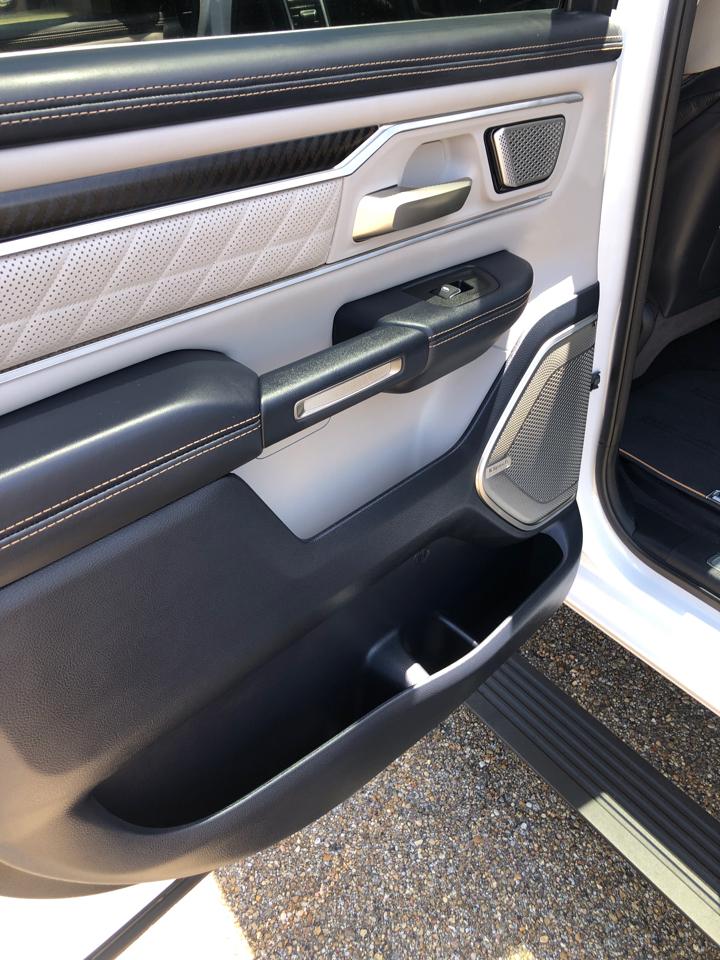 RAM 1500 Tungsten 4x4 Crew Cab 5'7" Box 2025