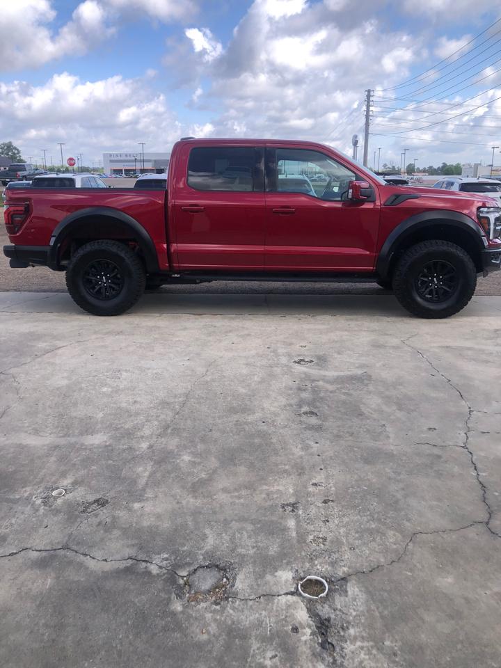 Ford F-150 Raptor 4WD SuperCrew 5.5' Box 2025
