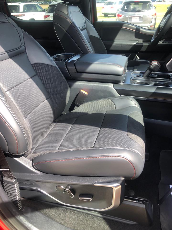 Ford F-150 Raptor 4WD SuperCrew 5.5' Box 2025