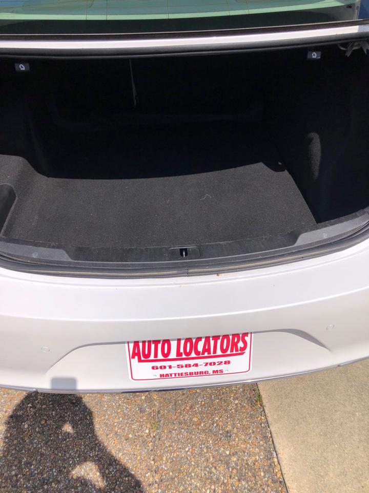 Buick LaCrosse 4dr Sdn Essence FWD 2018