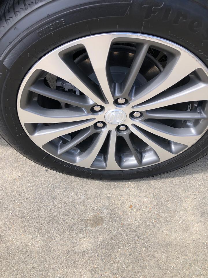 Buick LaCrosse 4dr Sdn Essence FWD 2018