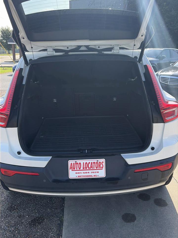 Volvo XC40 T5 AWD Momentum 2022