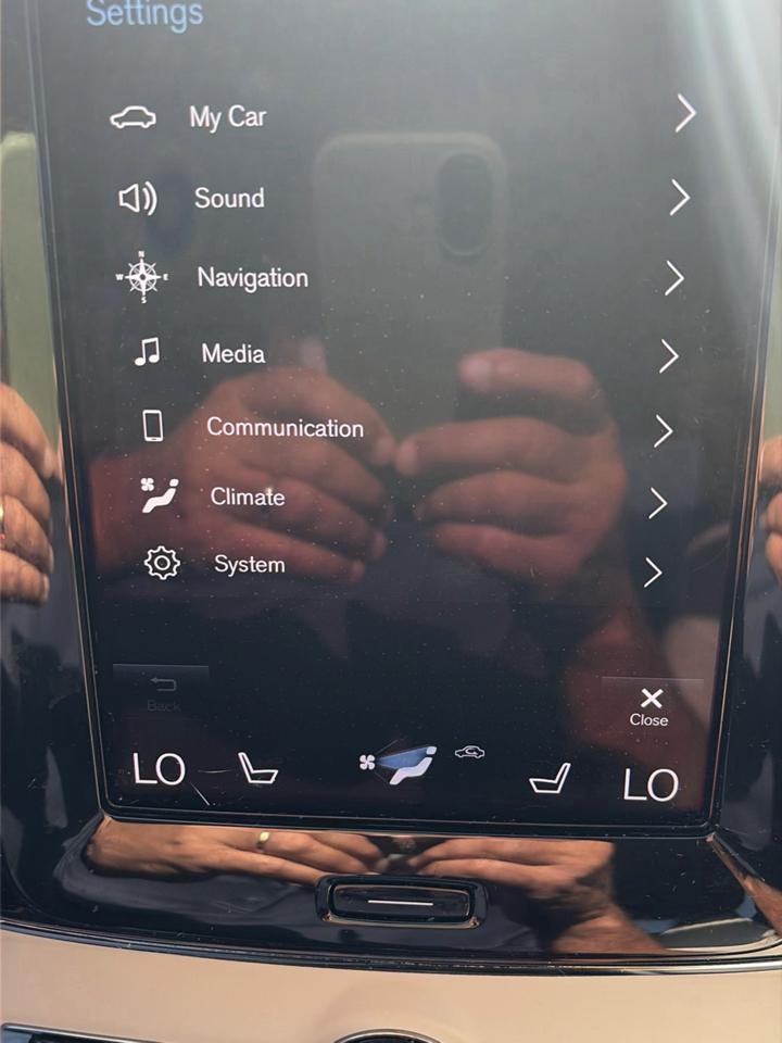 Volvo XC40 T5 AWD Momentum 2022