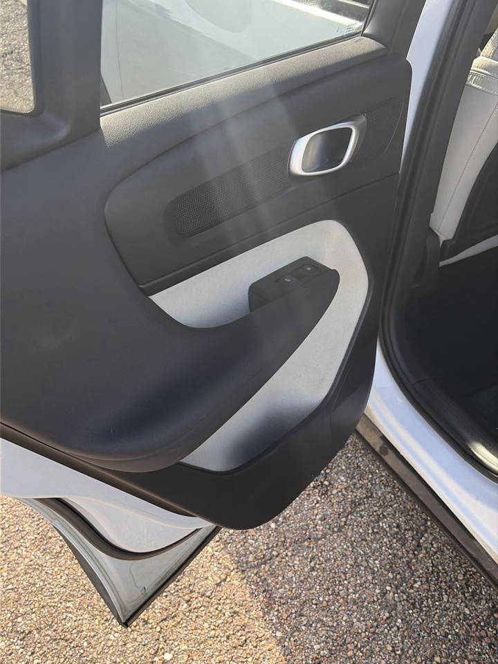 Volvo XC40 T5 AWD Momentum 2022