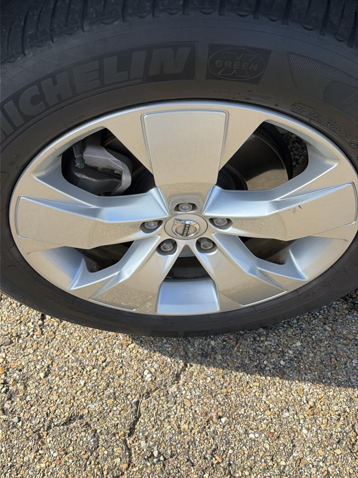 Volvo XC40 T5 AWD Momentum 2022