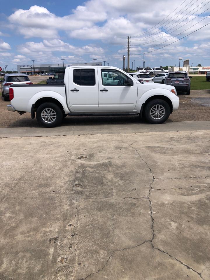 Nissan Frontier 2017.5 Crew Cab 4x4 SV V6 Auto 2017
