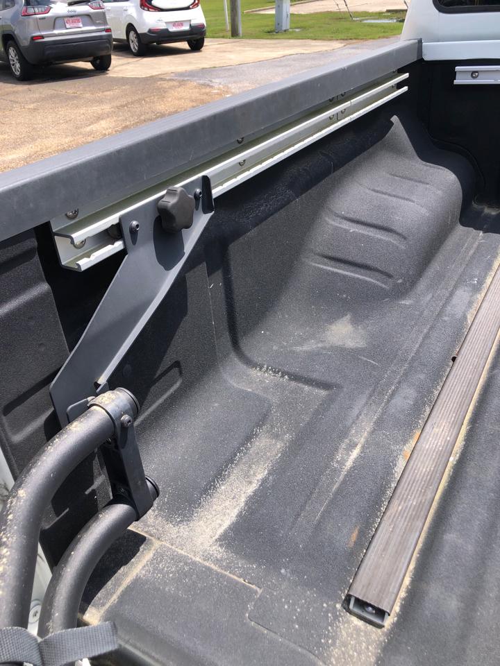 Nissan Frontier 2017.5 Crew Cab 4x4 SV V6 Auto 2017