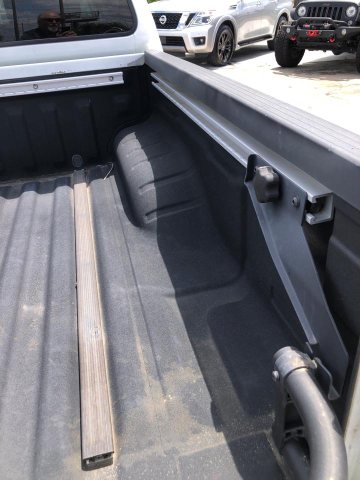 Nissan Frontier 2017.5 Crew Cab 4x4 SV V6 Auto 2017
