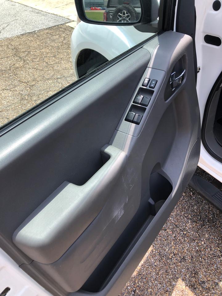 Nissan Frontier 2017.5 Crew Cab 4x4 SV V6 Auto 2017