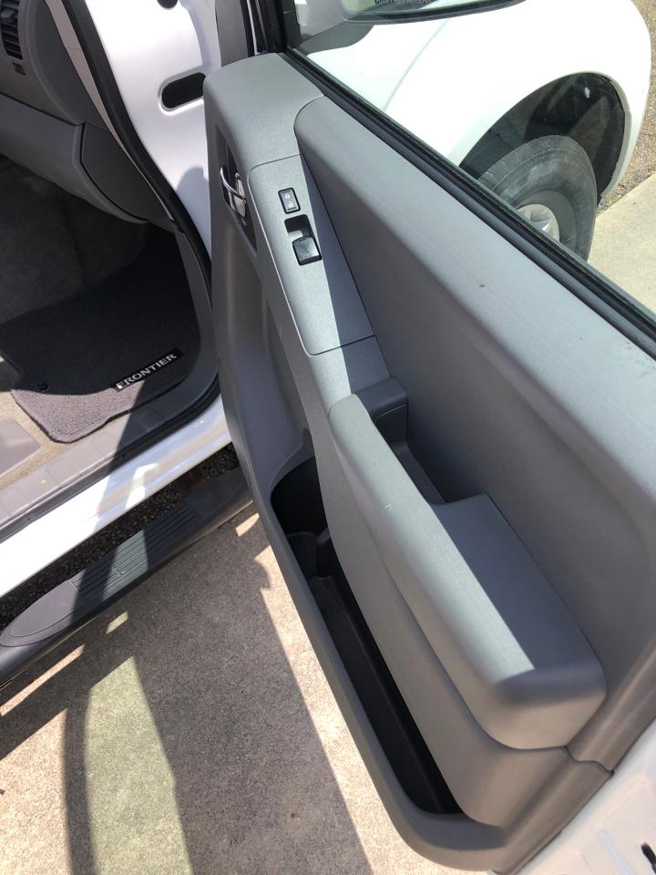 Nissan Frontier 2017.5 Crew Cab 4x4 SV V6 Auto 2017