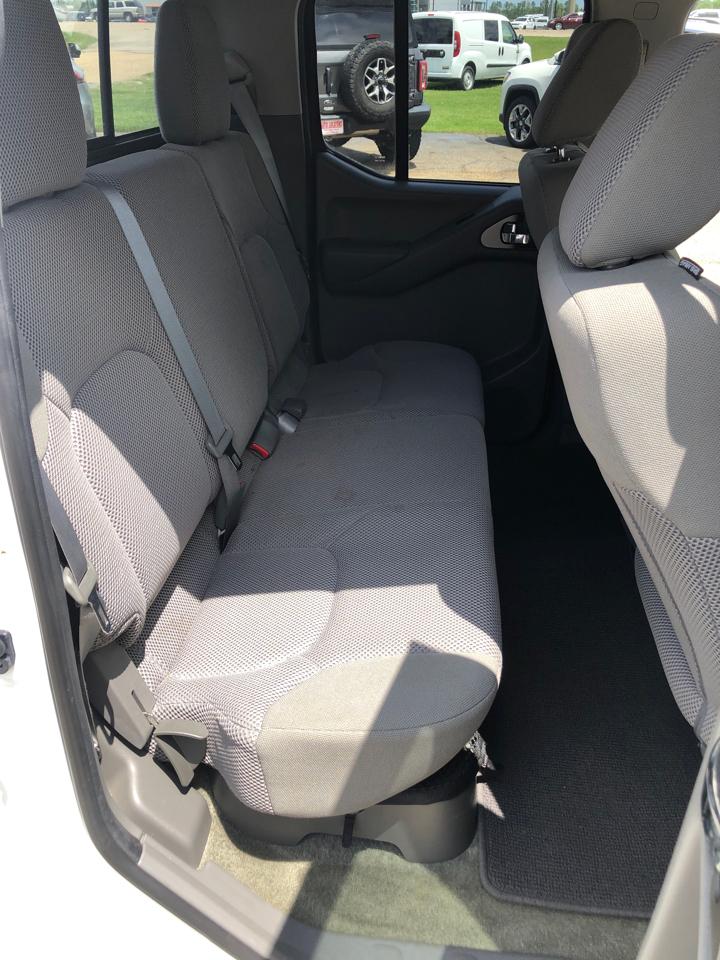 Nissan Frontier 2017.5 Crew Cab 4x4 SV V6 Auto 2017