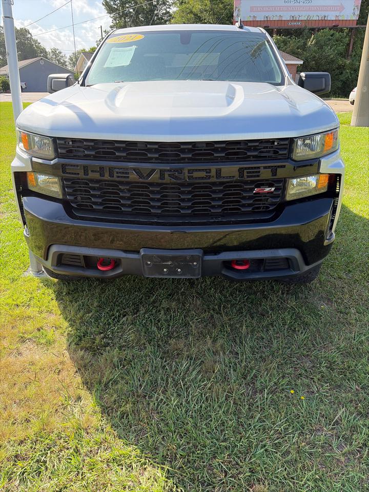 Chevrolet Silverado 1500 Crew Cab Crew Cab 143.5" WB 4WD Z71 2021