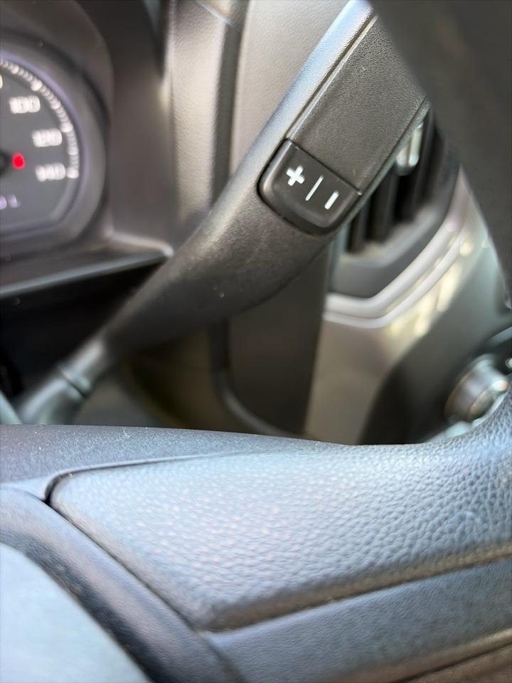 Chevrolet Silverado 1500 Crew Cab Crew Cab 143.5" WB 4WD Z71 2021