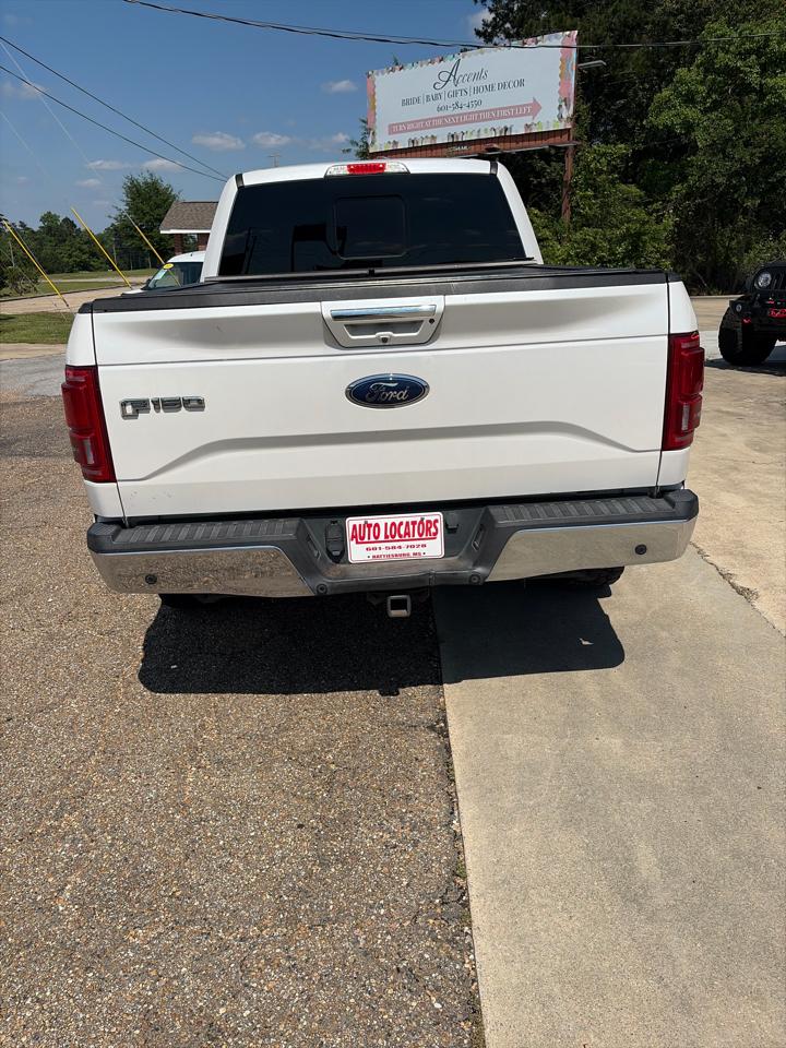 Ford F-150 4WD SuperCrew 157" Lariat w/HD Payload Pkg 2015
