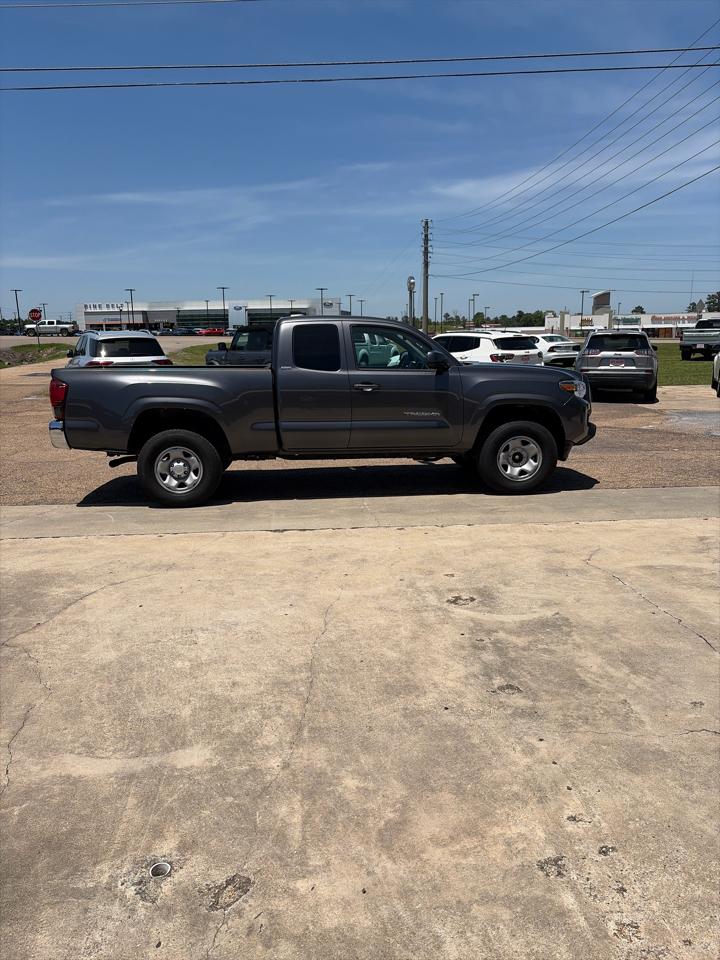 Toyota Tacoma 2WD SR5 Access Cab 6' Bed I4 AT (Natl) 2021