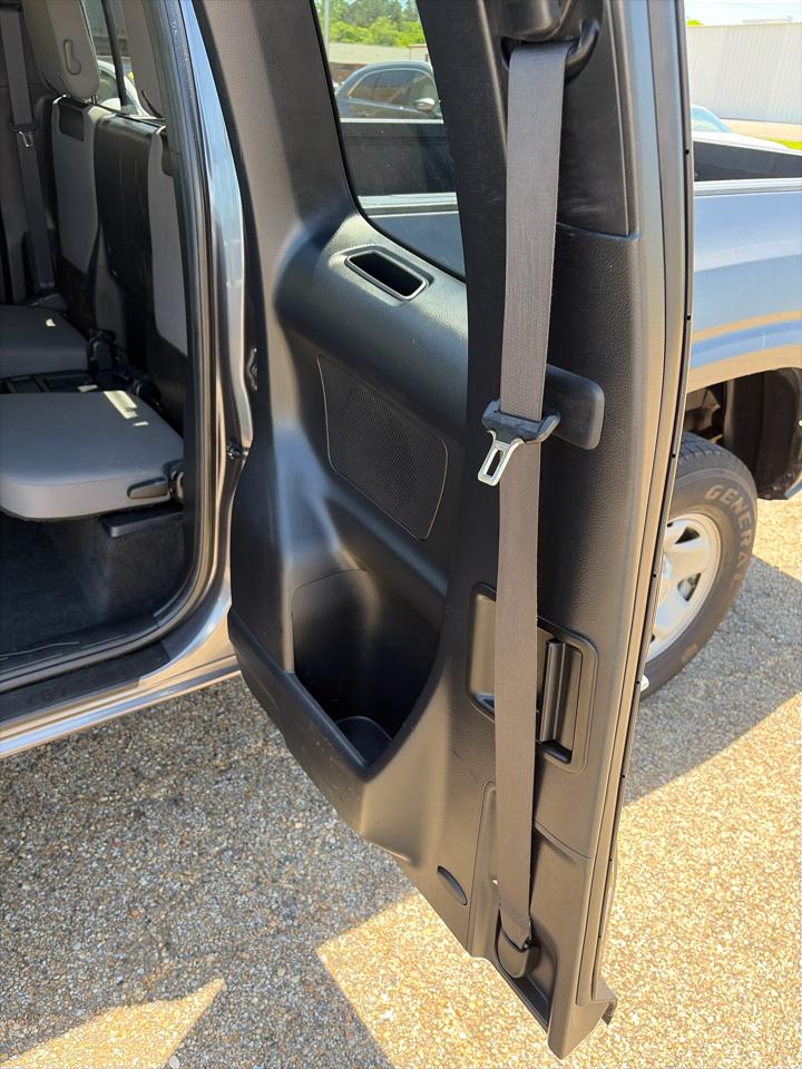 Toyota Tacoma 2WD SR5 Access Cab 6' Bed I4 AT (Natl) 2021