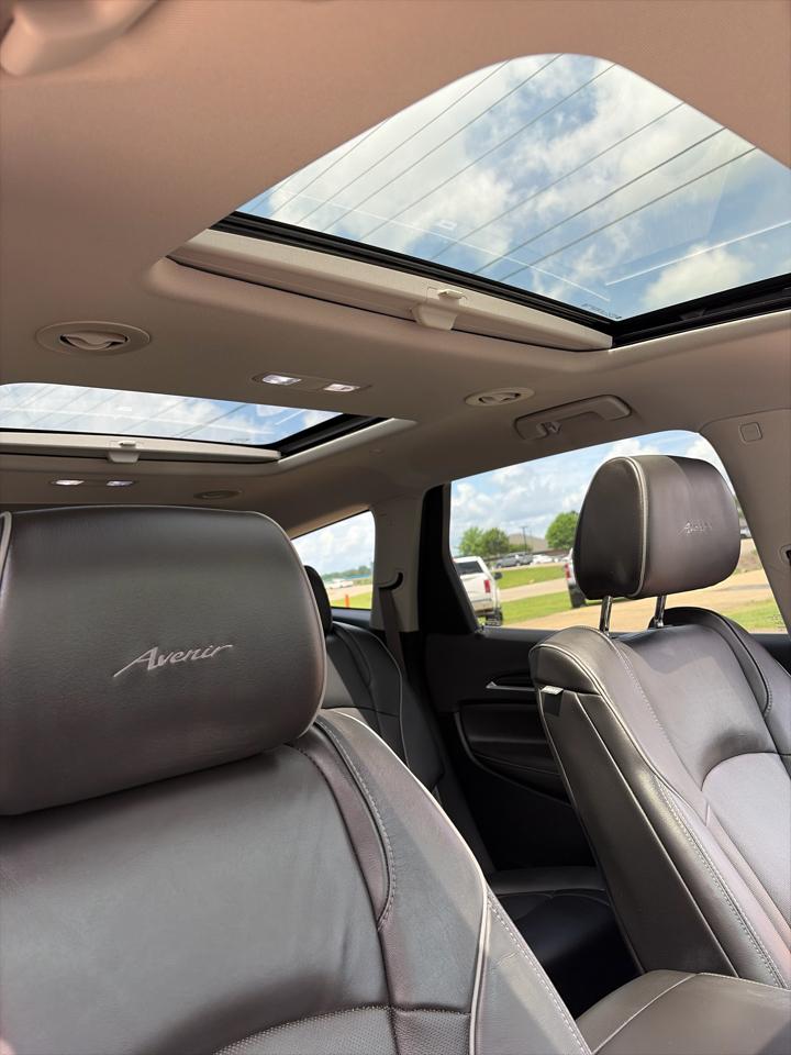 Buick Enclave FWD 4dr Avenir 2020