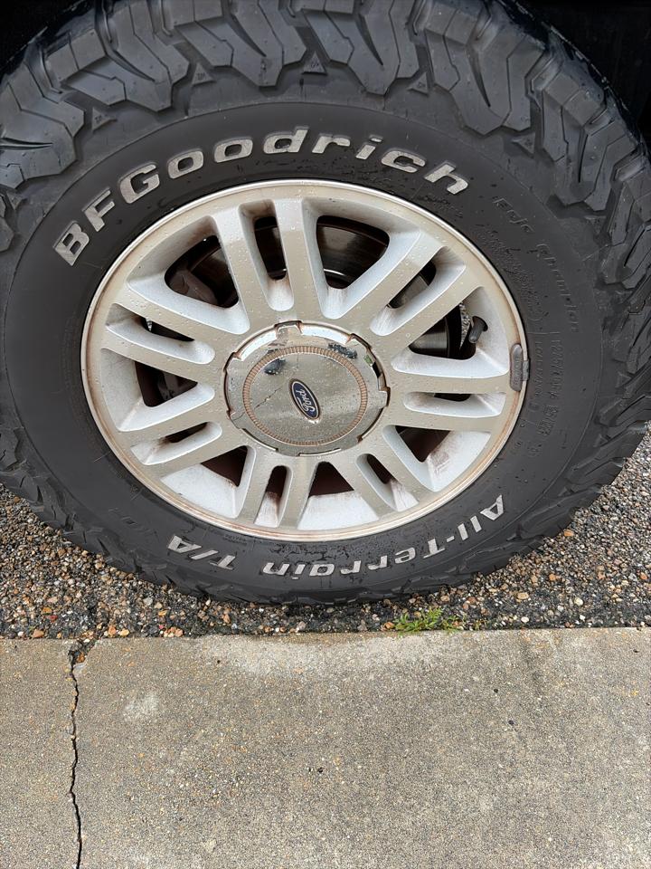 Ford F-150 4WD SuperCrew 145" Platinum 2013