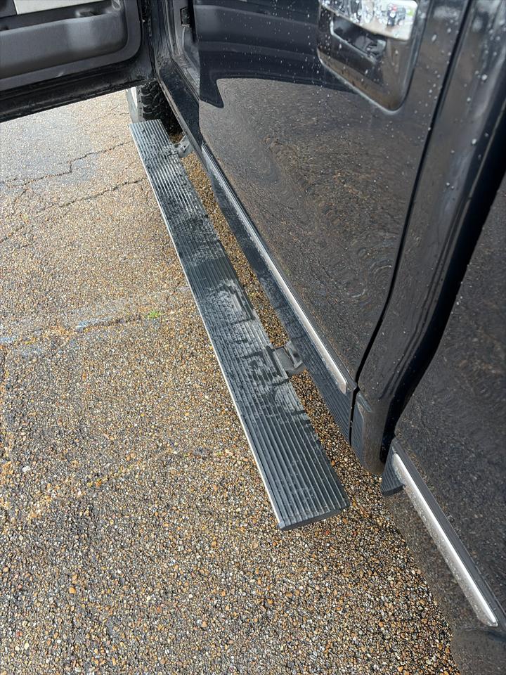 Ford F-150 4WD SuperCrew 145" Platinum 2013