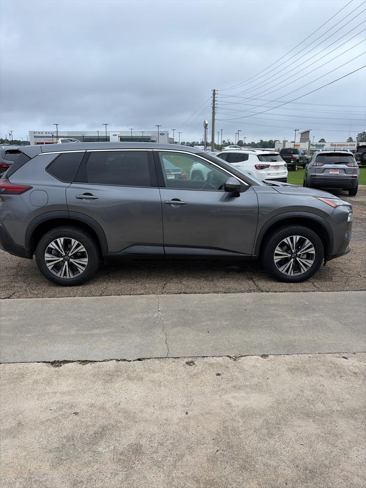 Nissan Rogue FWD SV 2022
