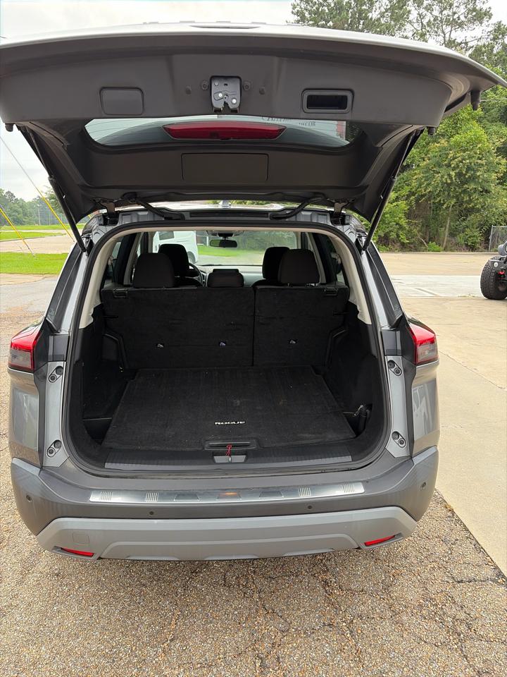 Nissan Rogue FWD SV 2022