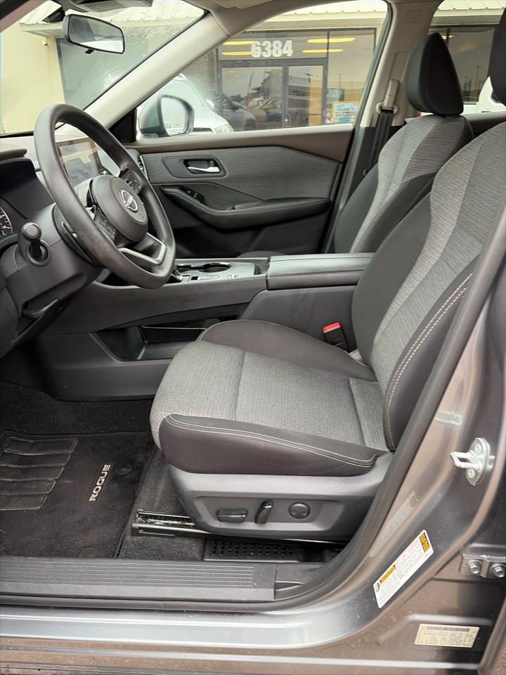 Nissan Rogue FWD SV 2022