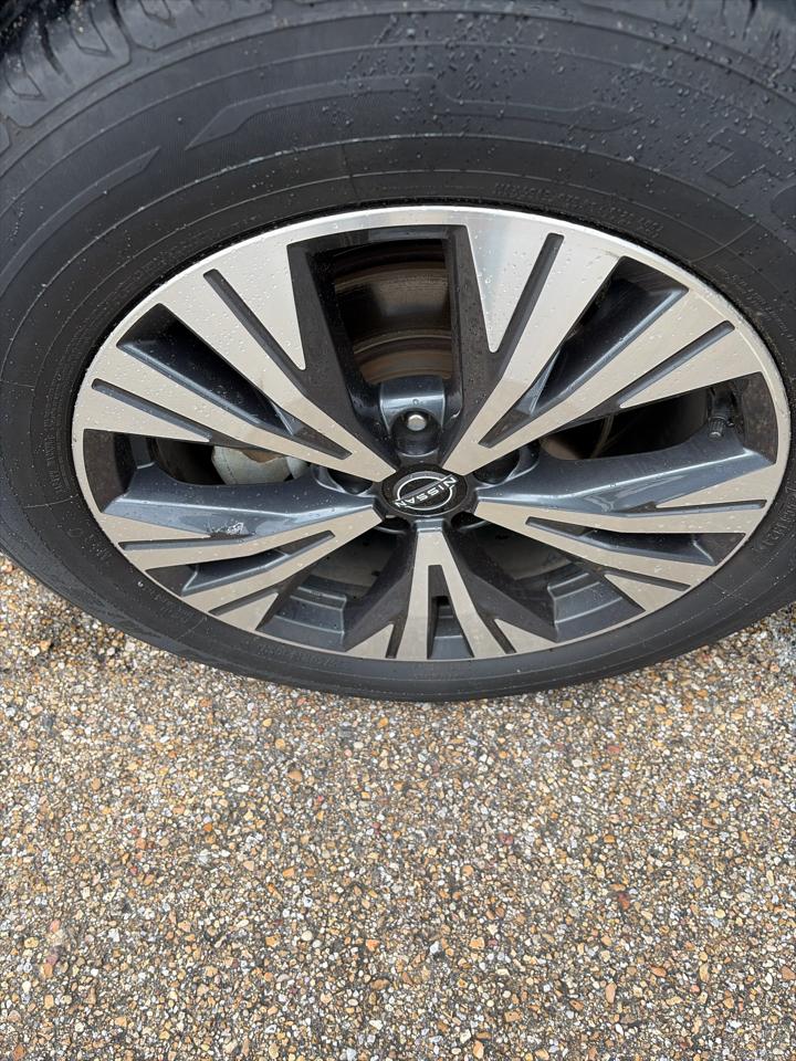 Nissan Rogue FWD SV 2022